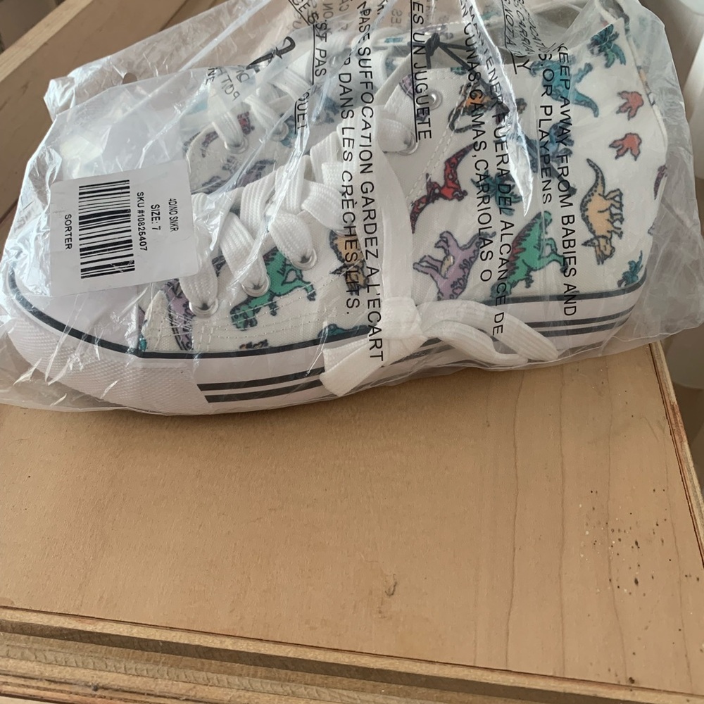 Converse White Dinosaur Print Sneakers